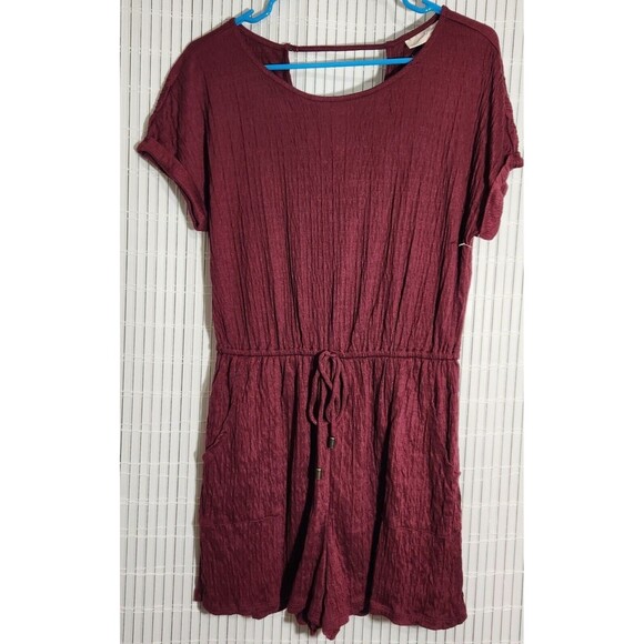 Universal thread jumpsuit Size Medium Burgundy with Pockets NEW - Picture 1 of 15